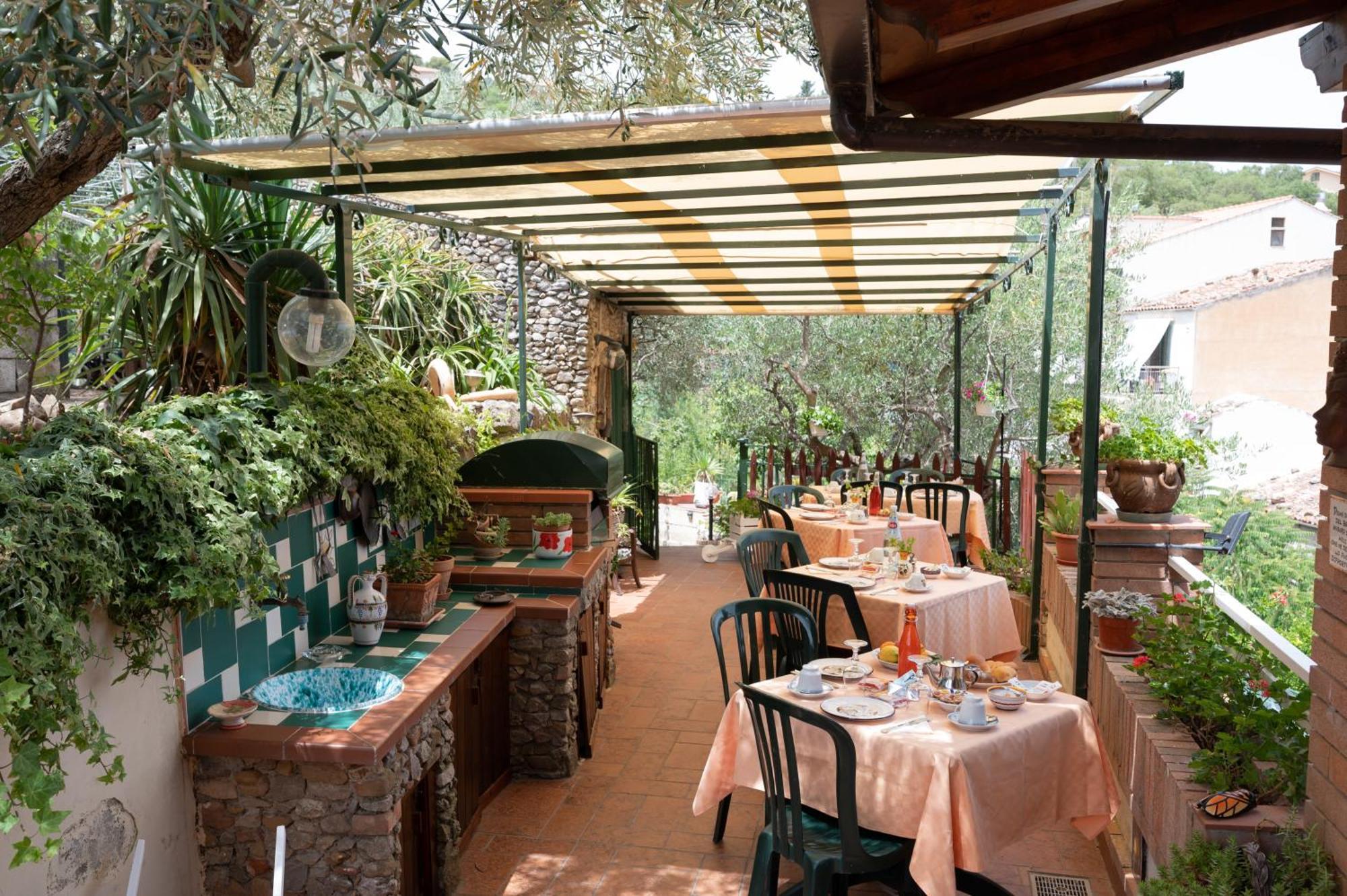 B&B Panorama Castelbuono  Exterior photo